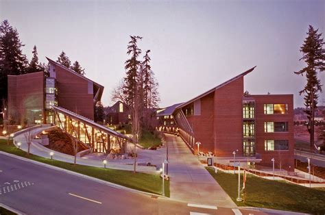 Uw bothell campus - The University of Washington Bothell, one of three UW campuses, is located in the heart of the Puget Sound region. Downtown Seattle is approximately 30-45 minutes away by car …